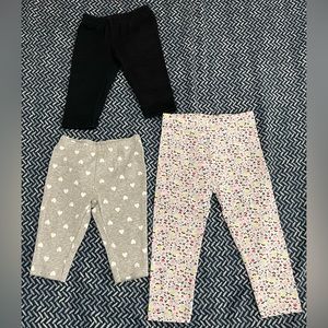 Baby girl leggings. Suitable for all seasons. Cute designs. Size 3 to 18 months